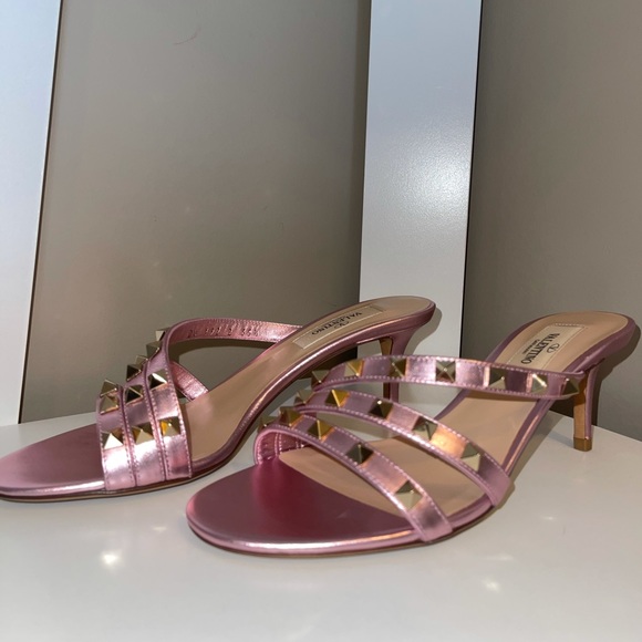 Valentino Garavani - Picture 5 of 8